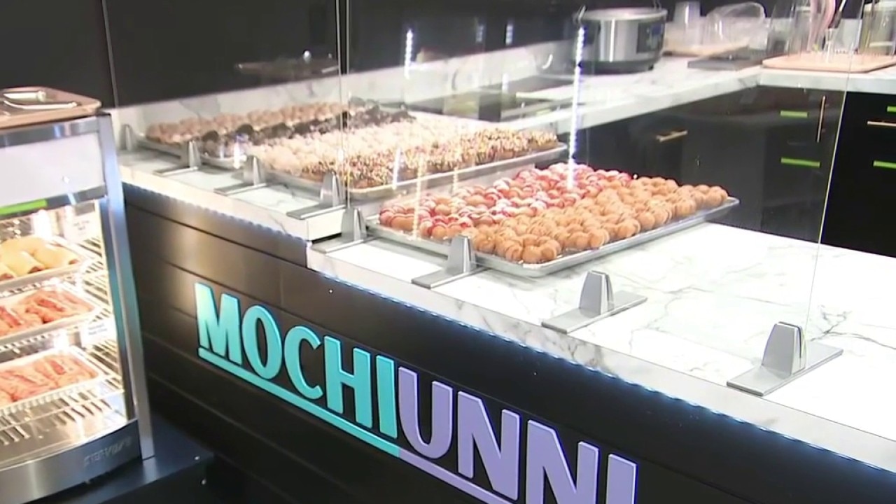 Downtown Menomonee Falls has a new bakery and sweet shop 
