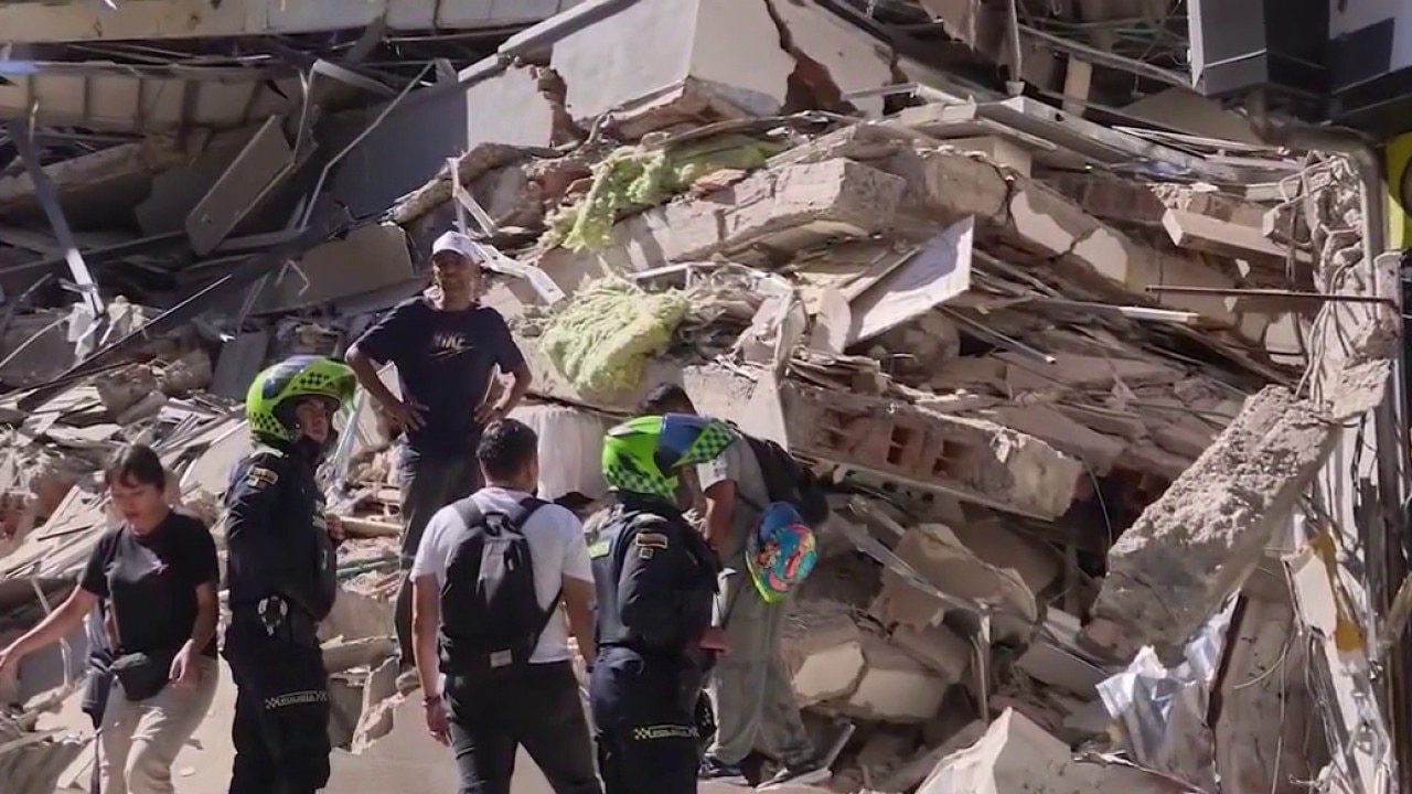 At least 111 dead in Columbia earthquake