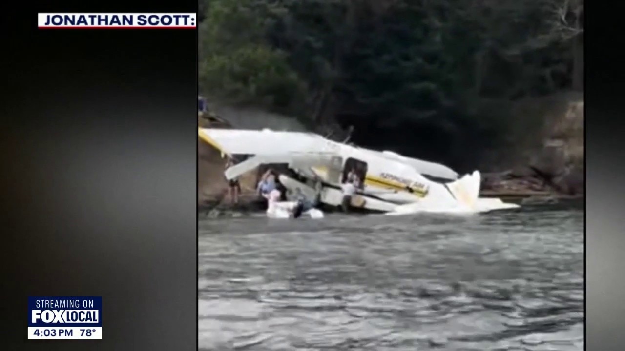 NTSB investigates Kenmore Air seaplane crash