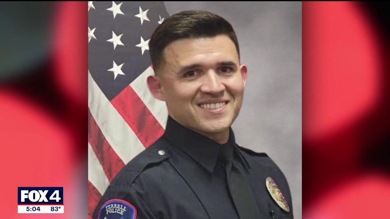 Killer gets life without parole for Terrell officer's death