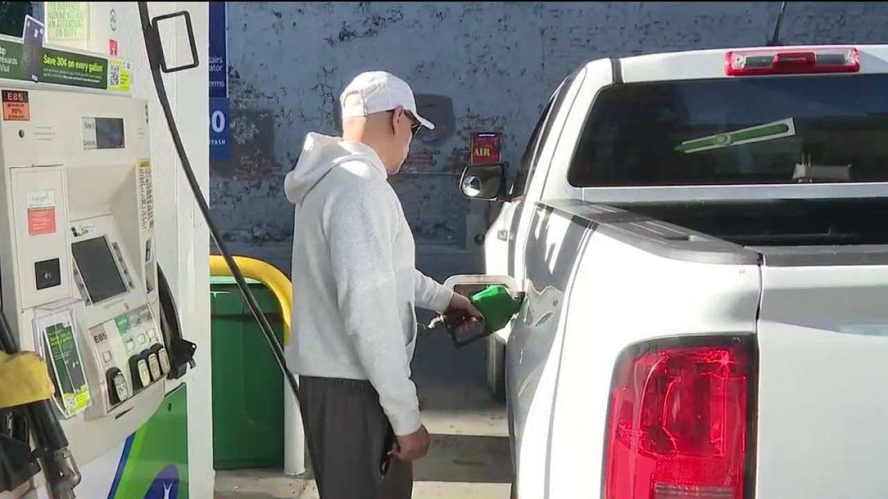 Illinois gas prices spike again as pain at the pump worsens