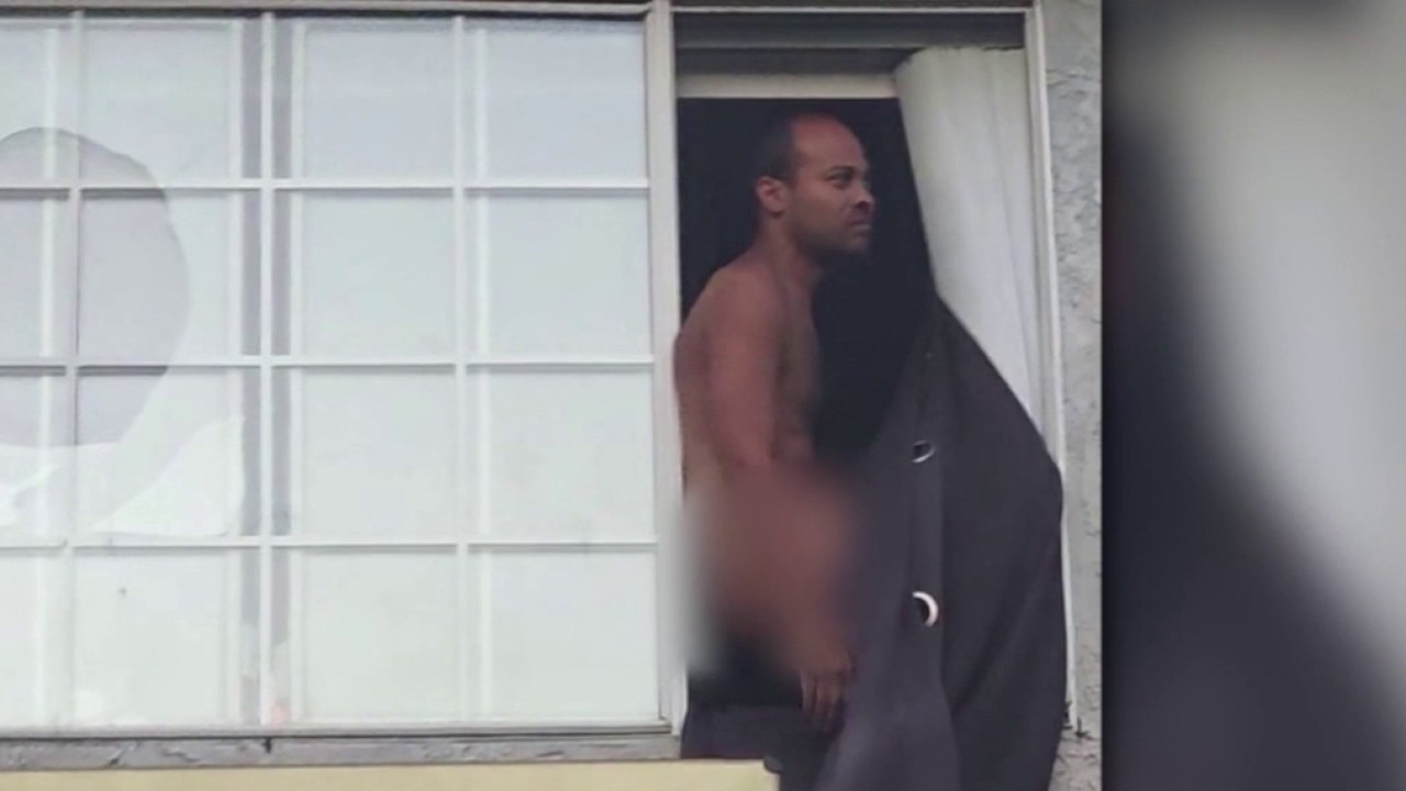 Reseda man accused of exposing himself arrested