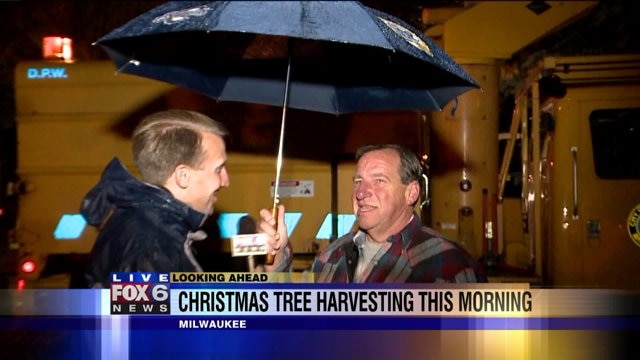 Carl meets the homewoner who is donating the 2016 City of Milwaukee Christmas Tree