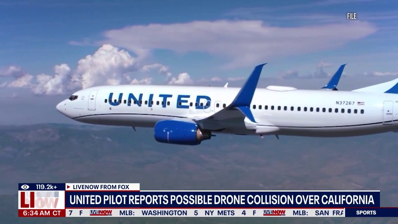 United Pilot reports drone collision California 