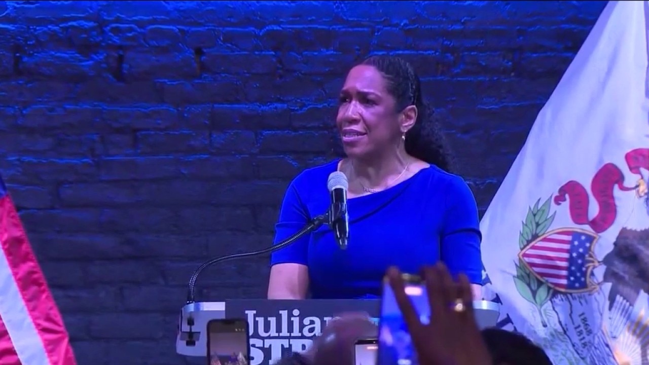Barack Obama endorses Juliana Stratton for Senate