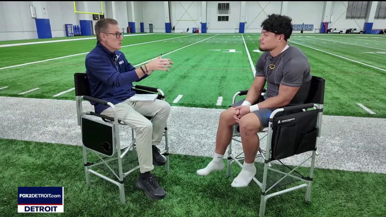 1-on-1 with Lions running back Sione Vaki