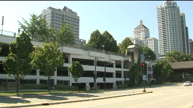 Milwaukee County Board votes 9-8 against sale of O`Donnell Park