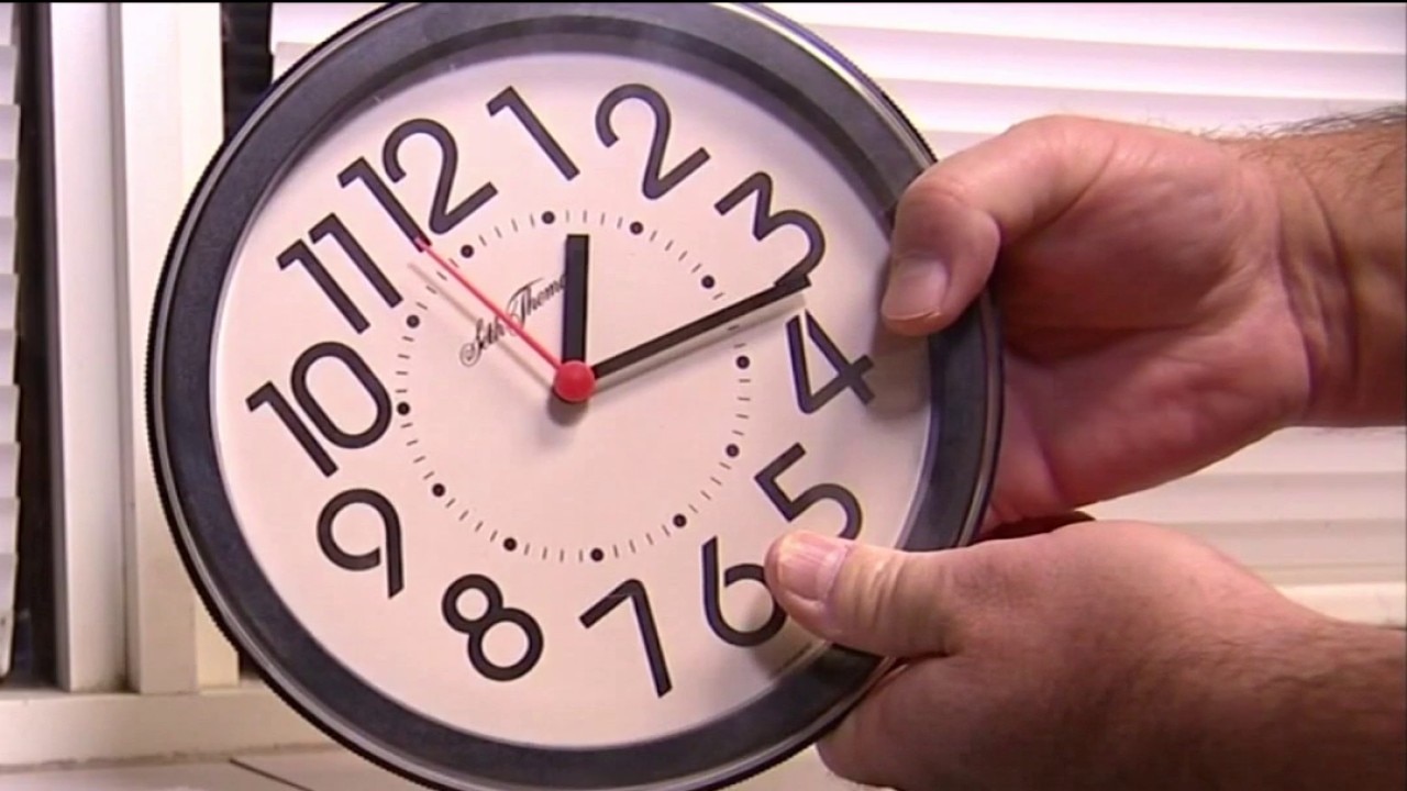Bill aims to make daylight saving time permanent