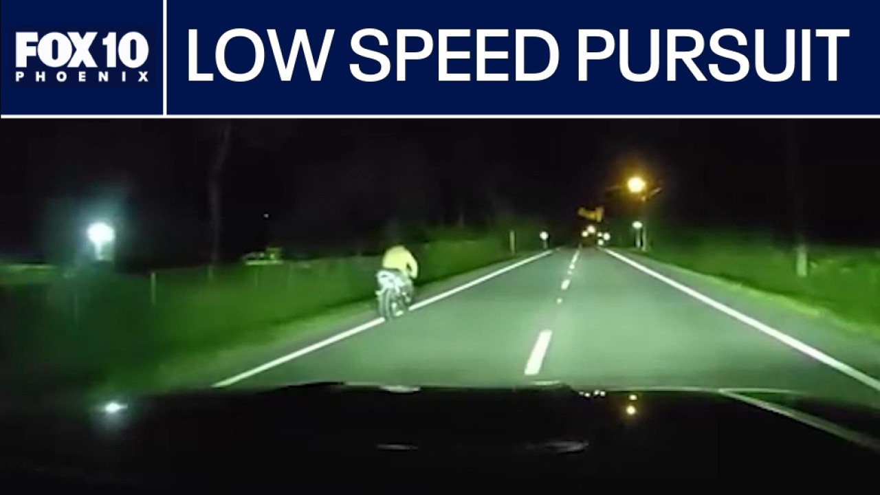 Suspect leads Florida police on 15 mph chase on rusty motorcycle