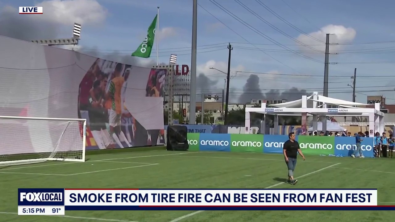 Smoke from Houston fire visible from FIFA Fan Fest