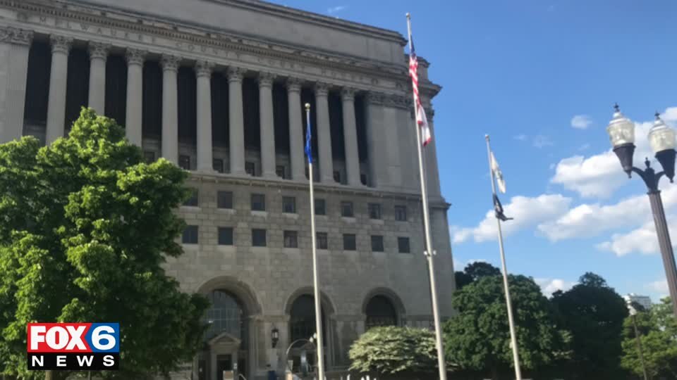 Barnes trial begins