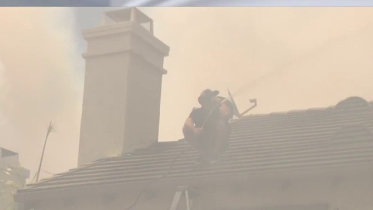 Simi Valley residents fight to save homes