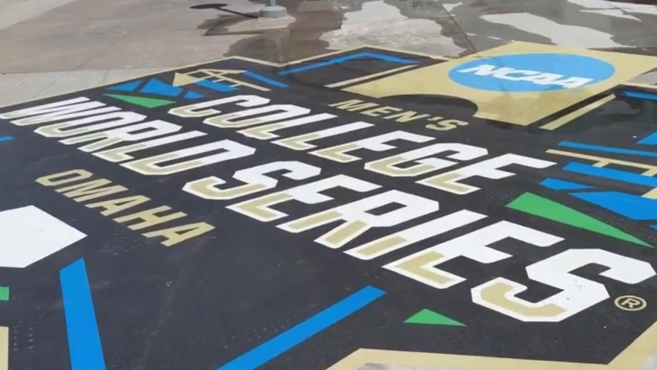 Georgia Bulldogs hunt for College World Series glory