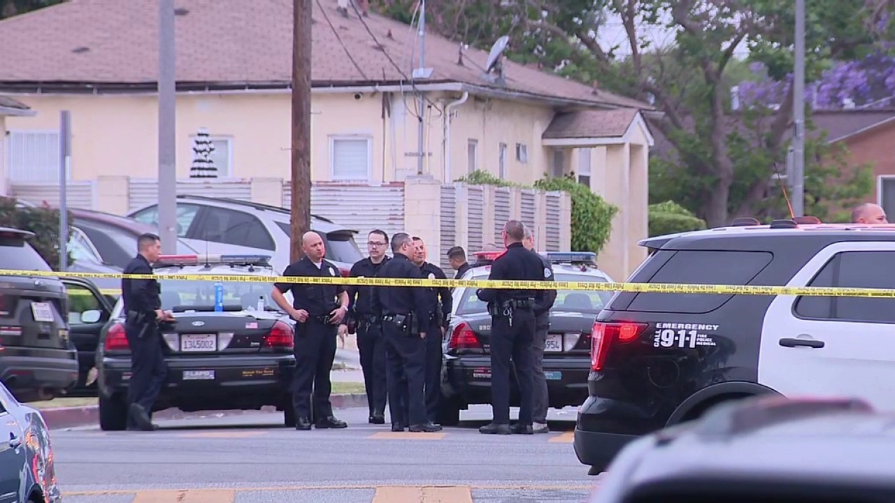 LAPD: Officer shoots suspect armed with knife