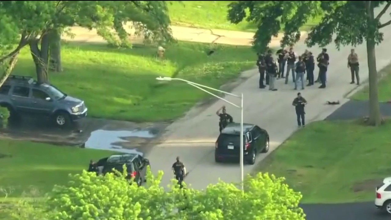 Officer-involved shooting reported in Country Club Hills, COPA says