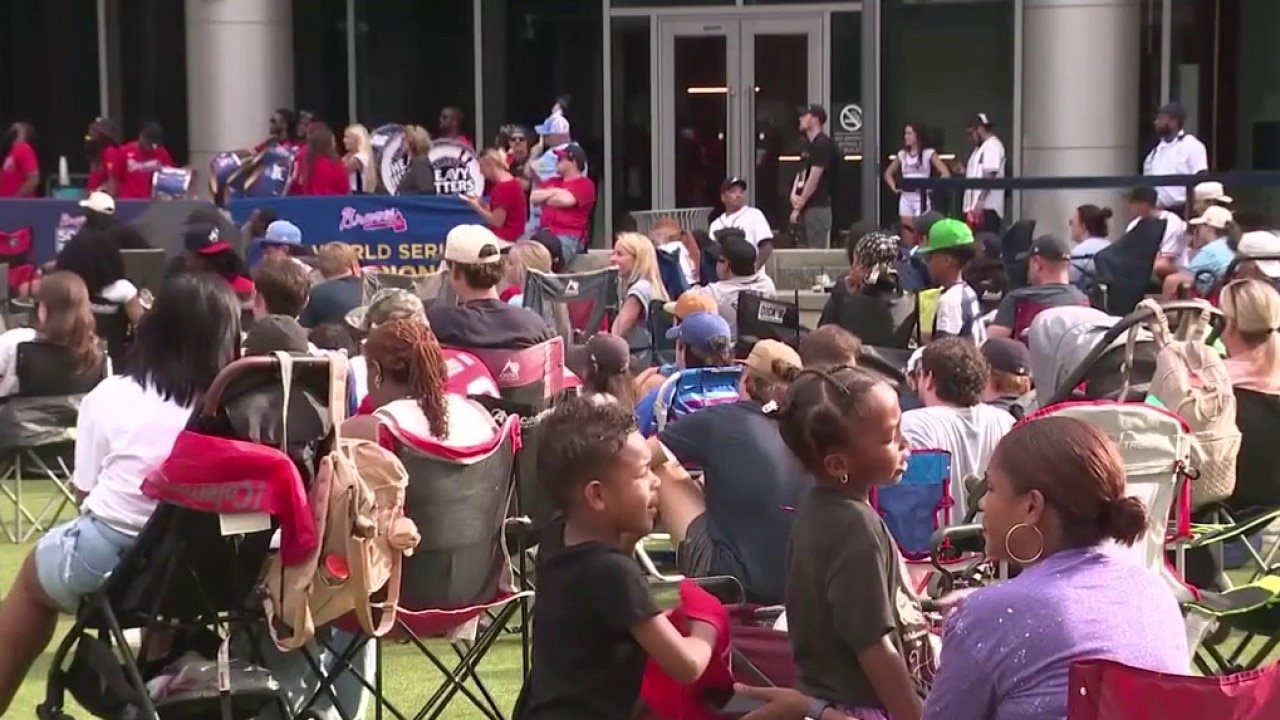 Truist Park hosts watch party for Braves NLDS Game 1