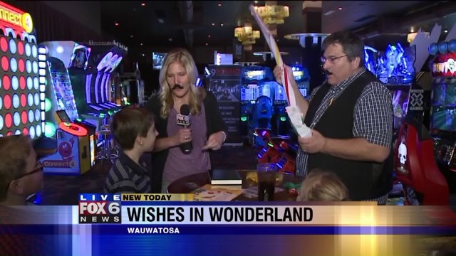 Laura previews magic show with Paul Kastle