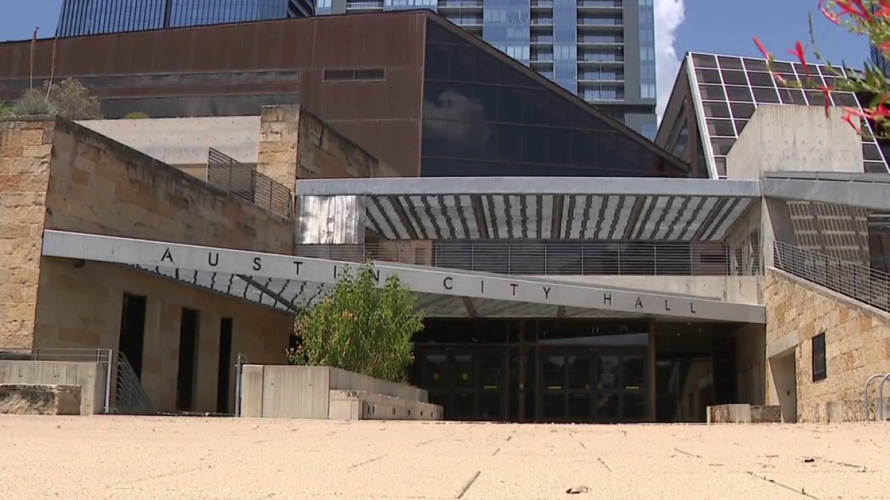 ICE arrest sparks protests outside Austin City Hall