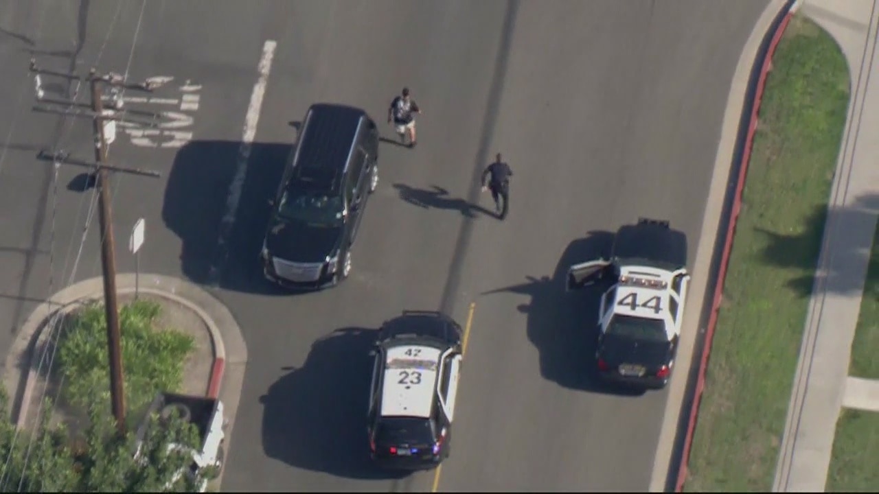 Sheriff's, CHP high-speed pursuit of stolen truck on LA freeways