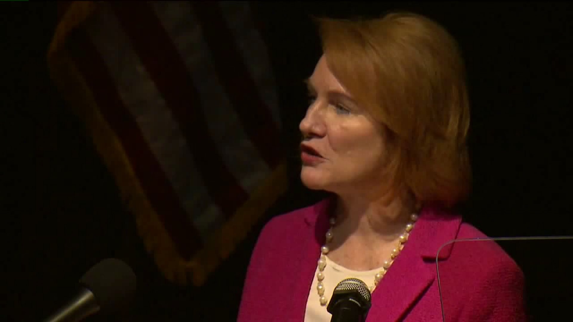 Durkan`s State of the City address focuses on education, housing, transit