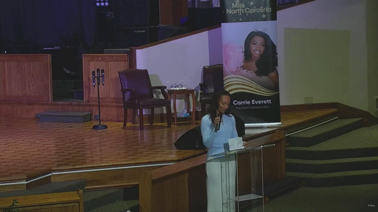 Former Miss North Carolina Karolyn Martin honors Carrie Everett