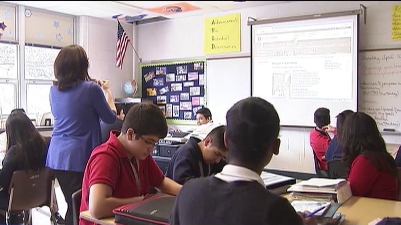 Chicago high school is emptiest big-city school in the nation