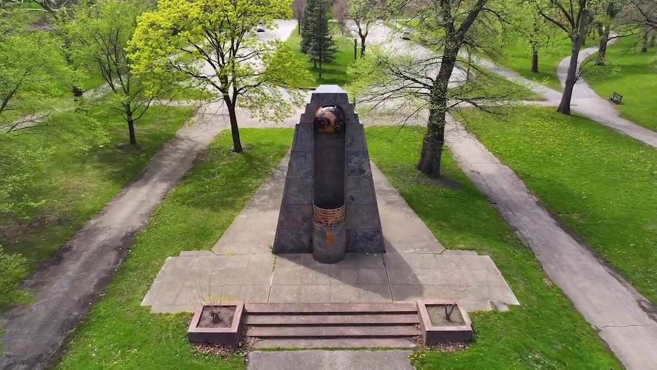 Historic Art Deco monument in Chicago's Marquette Park still stands strong