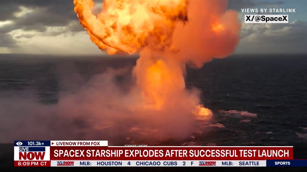 WATCH: Dramatic splashdown of SpaceX Starship 