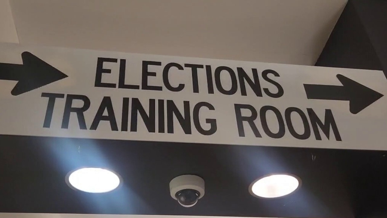 Final push ahead of early voting