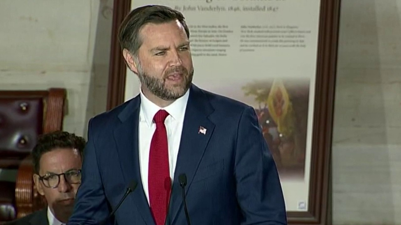 VP Vance pays tribute to late Senator Lindsey Graham