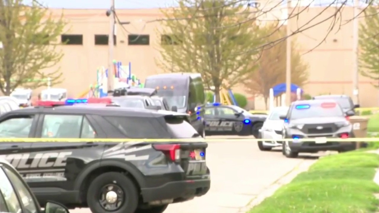 Kenosha standoff ends; suspect in custody