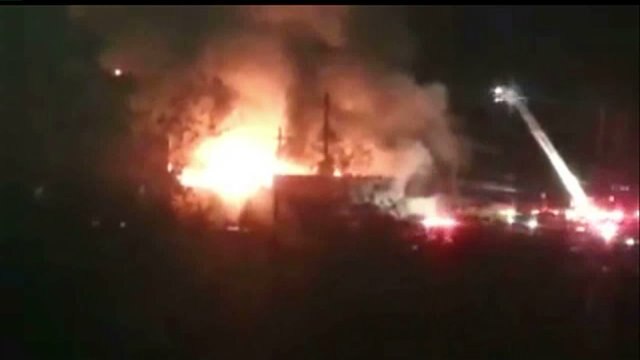 Fire damages Ferndale business