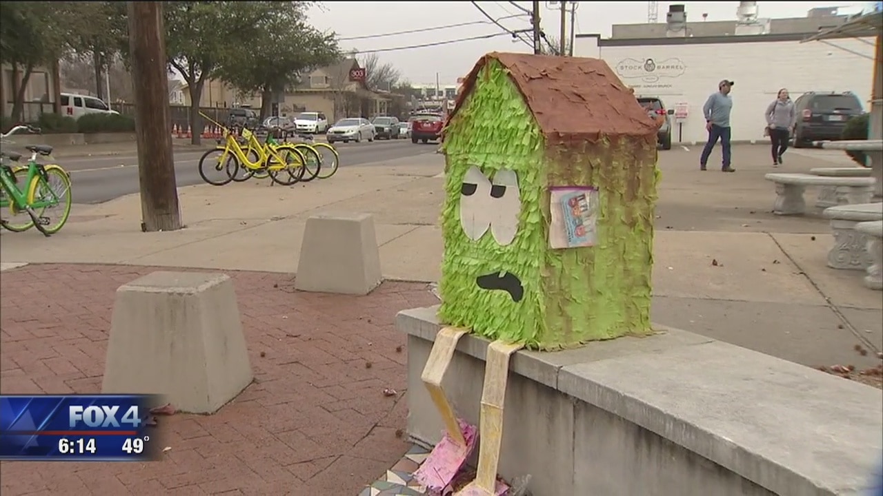 Oak Cliff sad little houses