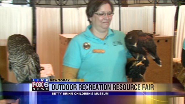 Laura talks about owls at Betty Brinn Children`s Museum