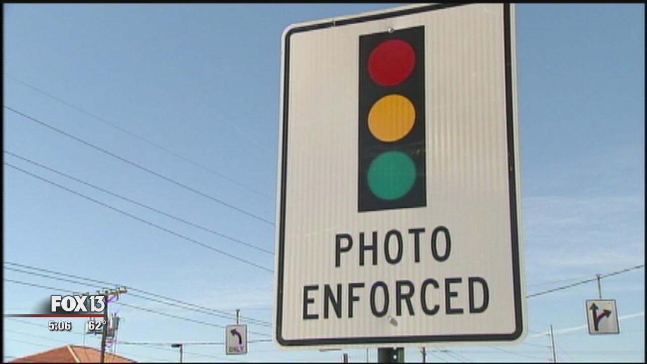 Attorneys: fight red light tickets