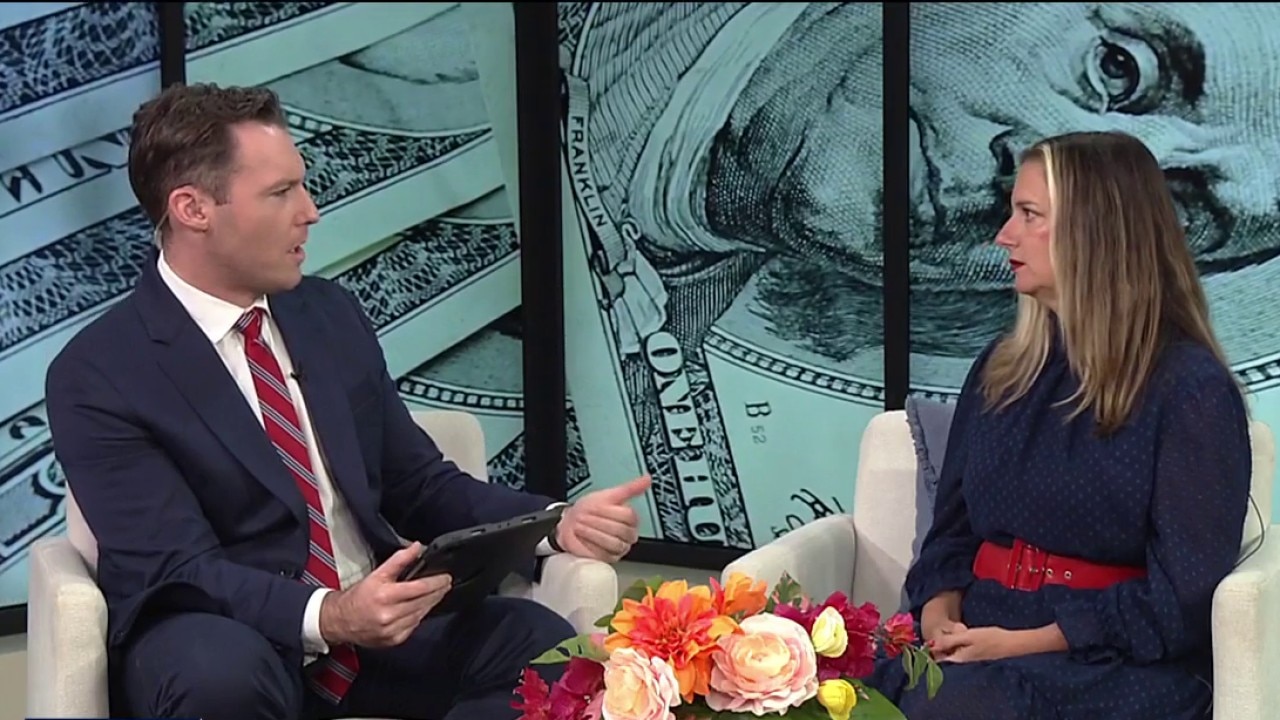 Can money stress change your brain? 