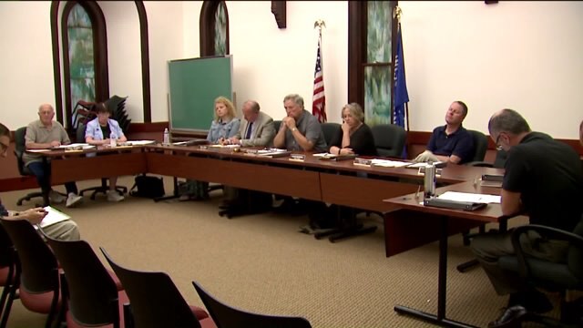 Widow takes Village of Pewaukee board to task over the cost of calling 911