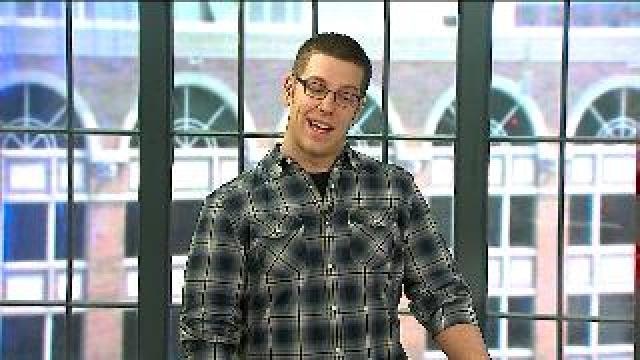 Photojournalist takes a tumble on WakeUp News