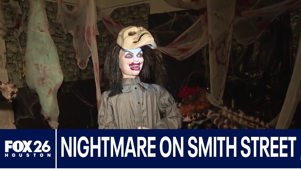 Checking out "Nightmare on Smith Street"