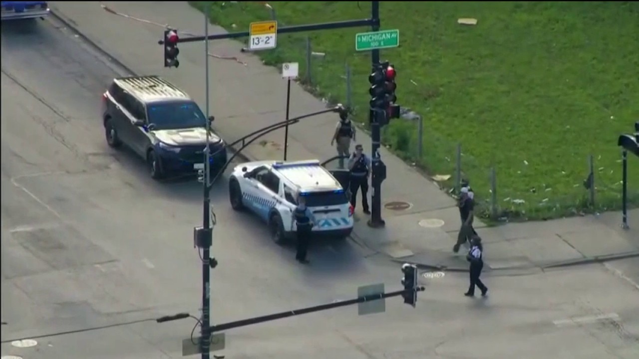 South Side shooting leaves man dead