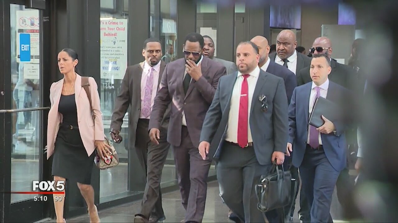 R. Kelly arrested in New York