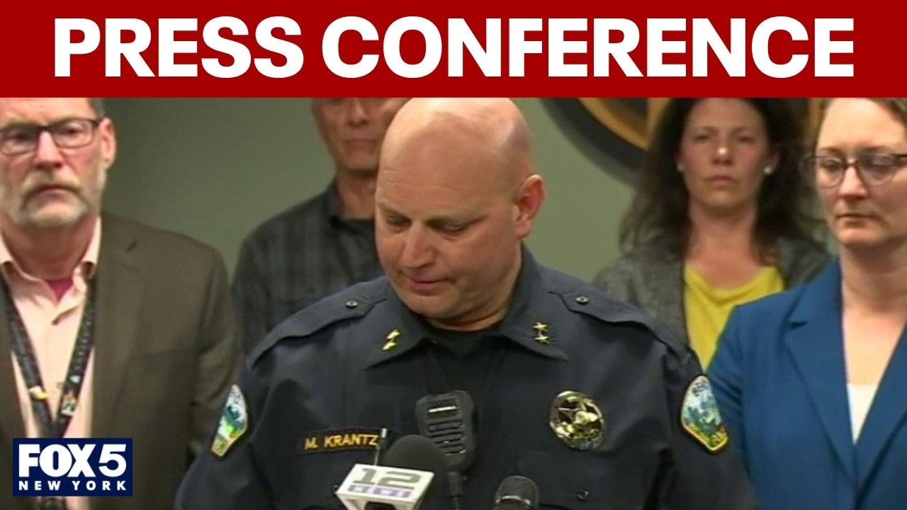 Press conference on fatal school shooting in Oregon