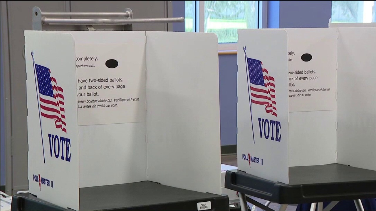 Florida early voting trends point to close races