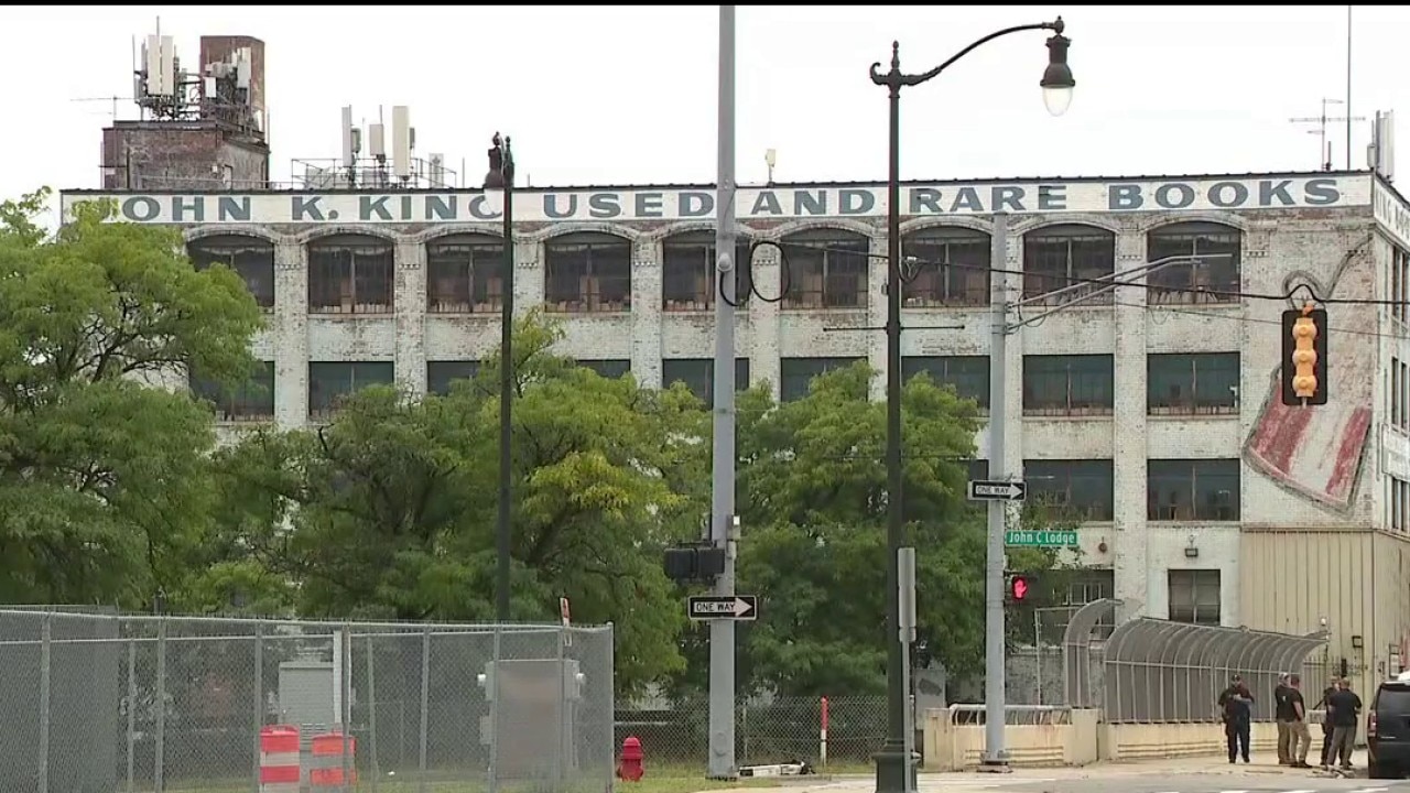 Explosive acid found at Detroit bookstore