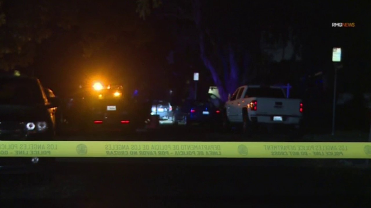 Man found shot to death in Van Nuys