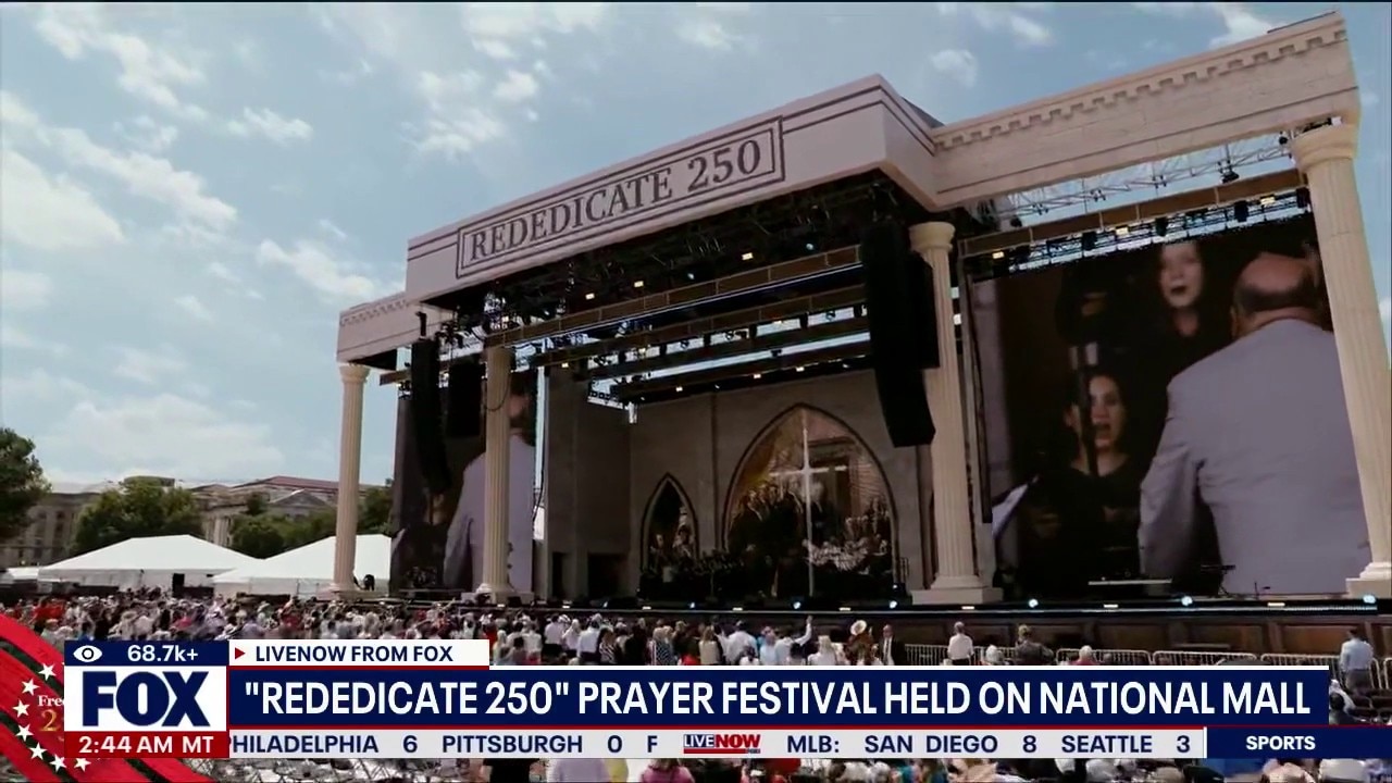 "Rededicate 250" prayer festival held on National Mall