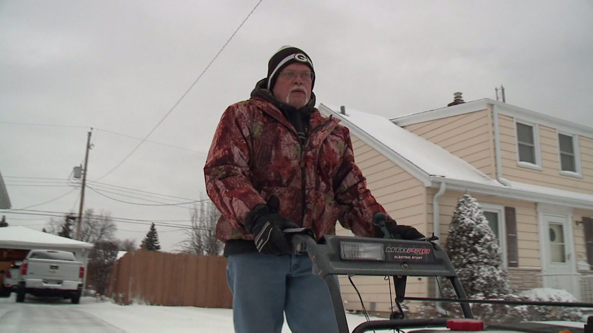 Kenosha residents dusted off their shovels, cleaning up snow for 1st time in a while