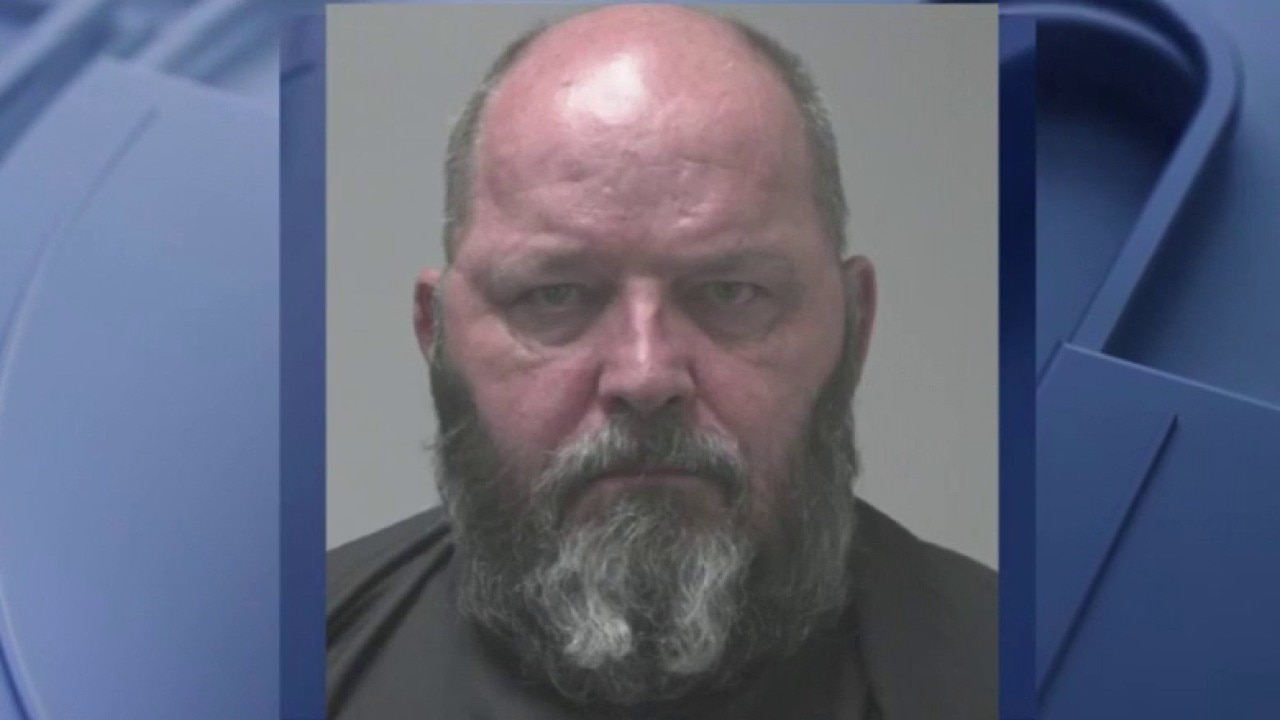 Ex-Coweta County deputy faces child molestation charges