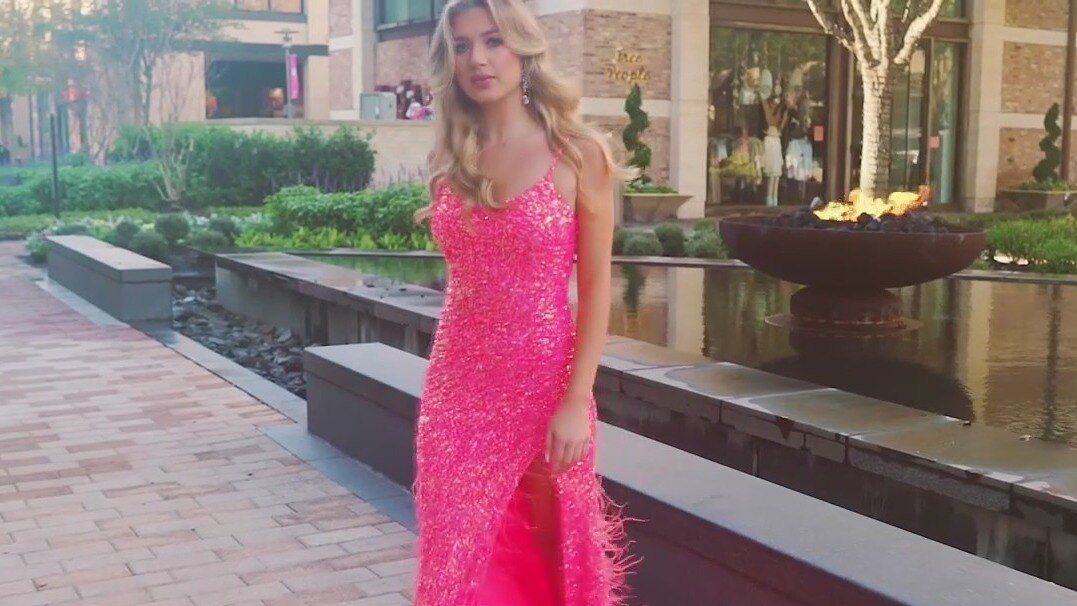 Business owners join forces to donate prom dresses