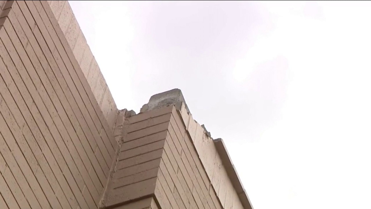 Buckeye elementary school struck by lightning